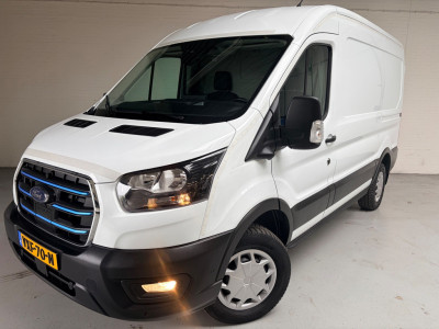 Ford E-Transit SERVICEWAGEN ELEKTRISCH AUTOMAAT 350 L2H2 Trend 68 kWh BOTT INRICHTING, V230 OMVORMER, RIJKLAARPRIJS! foto 3