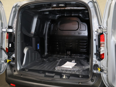 Ford E-Transit Courier 44 kWh Limited Winterpakket 16