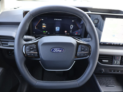 Ford E-Transit Courier 44 kWh Limited Winterpakket 19