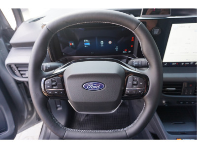 Ford E-Transit Courier Limited 44 kWh 136PK Automaat Airco | Cruise | Apple CP-Android | Trekhaak foto 8