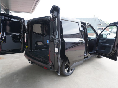 Ford E-Transit Courier Limited 44 kWh 136PK Automaat nr. V008 | Airco | Cruise | Apple CP-Android | Trekhaak foto 5