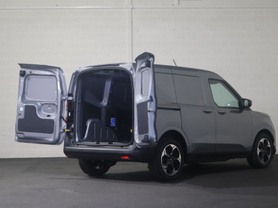 Ford E-Transit Courier Limited 44 kWh Airco foto 10