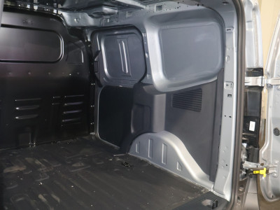 Ford E-Transit Courier Limited 44 kWh Airco foto 11