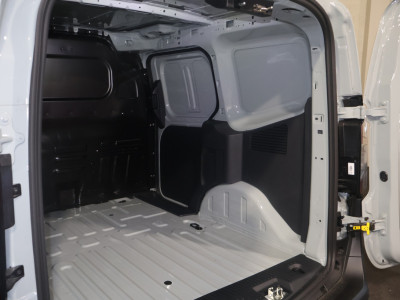 Ford E-Transit Courier Limited 44 kWh Navigatie Airco foto 12