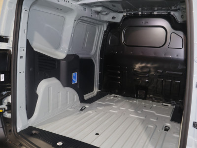 Ford E-Transit Courier Limited 44 kWh Navigatie Airco foto 14