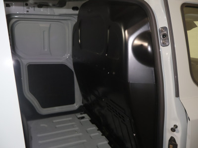 Ford E-Transit Courier Limited 44 kWh Navigatie Airco foto 15