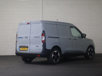 Ford E-Transit Courier Limited 44 kWh Navigatie Airco foto 7