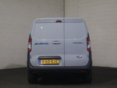 Ford E-Transit Courier Limited 44 kWh Navigatie Airco foto 8