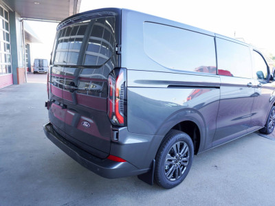 Ford E-Transit Cust. 320 L2H1 Limited 71 kWh 160KW/180PK Dubbelcab. Automaat nr. V085 | Airco | Adap.Cruise | Navi | 360 Camera | Schuifdeur L+R foto 4