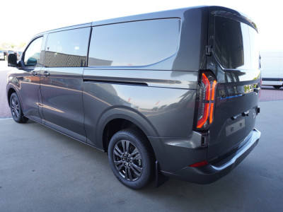 Ford E-Transit Cust. 320 L2H1 Limited 71 kWh 160KW/180PK Dubbelcab. Automaat nr. V085 | Airco | Adap.Cruise | Navi | 360 Camera | Schuifdeur L+R foto 7