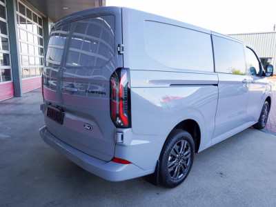 Ford E-Transit Cust. 320 L2H1 Limited 71 kWh 160KW/180PK Dubbelcab. Automaat nr. V086 | Airco | Adap.Cruise | Navi | 360 Camera | Schuifdeur L+R foto 4