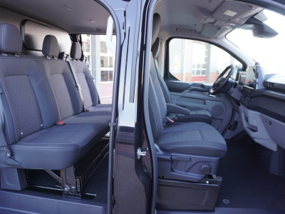 Ford E-Transit Cust. 320 L2H1 Limited 71 kWh 160KW/218PK Dubbelcab. Automaat nr. V087 | Airco | Adap.Cruise | Navi | 360 Camera | Schuifdeur L+R foto 14