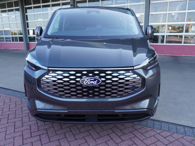 Ford E-Transit Cust. 320 L2H1 Limited 71 kWh 160KW/ 218pk Dubbelcab. Automaat nr. V085 | Airco | Adap.Cruise | Navi | 360 Camera | Schuifdeur L+R foto 11