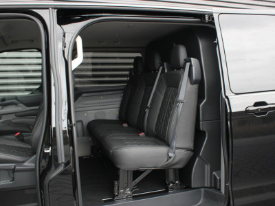 Ford E-Transit Cust. 320 L2H1 Limited 71 kWh DC DUBBEL CABINE / JB- EDITON / CAMERA / 370KM RANGE / APPLE CARPLAY DRIVERS- PACK foto 11