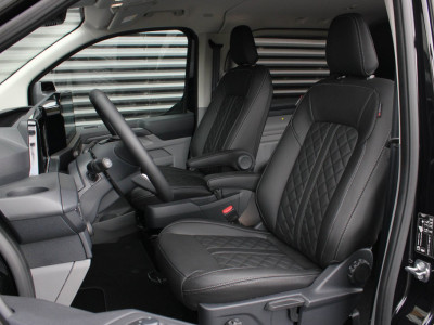 Ford E-Transit Cust. 320 L2H1 Limited 71 kWh DC DUBBEL CABINE / JB- EDITON / CAMERA / 370KM RANGE / APPLE CARPLAY DRIVERS- PACK foto 13
