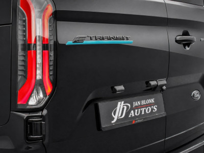 Ford E-Transit Cust. 320 L2H1 Limited 71 kWh DC DUBBEL CABINE / JB-EDITON / CAMERA / 370KM RANGE / APPLE CARPLAY DRIVERS- PACK foto 17