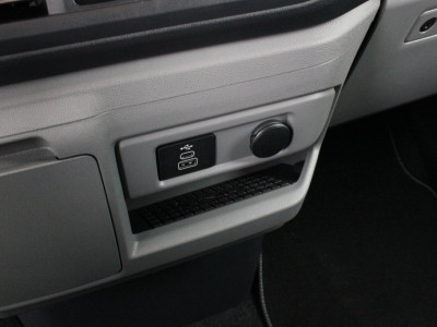 Ford E-Transit Cust. 320 L2H1 Limited 71 kWh DC DUBBEL CABINE / JB- EDITON / CAMERA / 370KM RANGE / APPLE CARPLAY DRIVERS- PACK foto 21