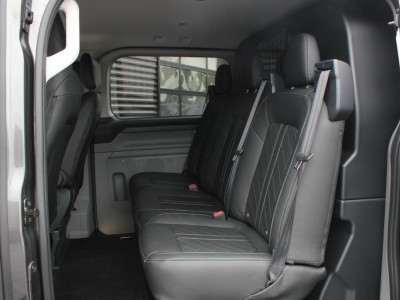 Ford E-Transit Cust. 320 L2H1 Sport 71 kWh DC DUBBEL CABINE / JB-EDITON / CAMERA / 370KM RANGE / APPLE CARPLAY DRIVERS-PACK /FULL 14