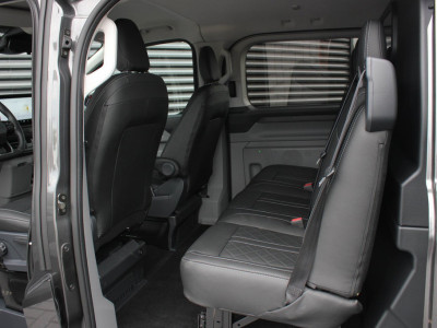 Ford E-Transit Cust. 320 L2H1 Sport 71 kWh DC DUBBEL CABINE / JB-EDITON / CAMERA / 370KM RANGE / APPLE CARPLAY DRIVERS-PACK /FULL 15