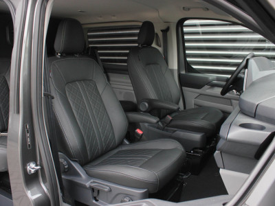 Ford E-Transit Cust. 320 L2H1 Sport 71 kWh DC DUBBEL CABINE / JB-EDITON / CAMERA / 370KM RANGE / APPLE CARPLAY DRIVERS-PACK /FULL 17