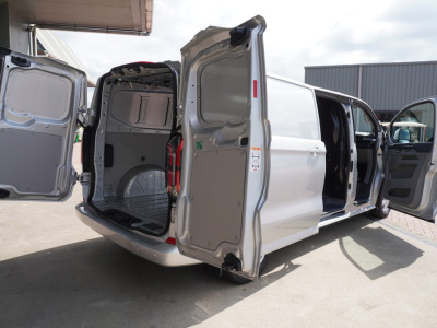 Ford E-Transit Cust. 340 L2H1 Limited 71 kWh 218PK Automaat nr. V089 | Airco | Adap.Cruise | Navi | camera 4