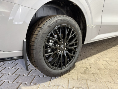 Ford E-Transit Cust. 340 L2H1 Limited 71 kWh Dubbele schuifdeur,trekhaak, accessoires VVB517 Prijs zoals getoond foto 18