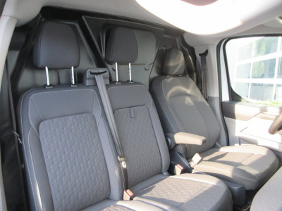Ford E-Transit Cust. 340 L2, Limited, 71kWh, 218pk, Carplay, Camera, 3-Zits, Stoelverwarming. foto 18