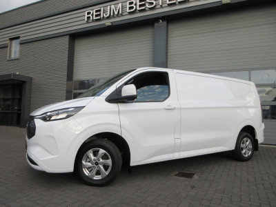 Ford E-Transit Cust. 340 L2, Limited, 71kWh, 218pk, Carplay, Camera, 3-Zits, Stoelverwarming. foto 2