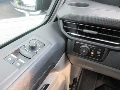 Ford E-Transit Cust. 340 L2 Limited, 71kWh, 218pk, Carplay, Camera, Stoelverwarming. foto 17