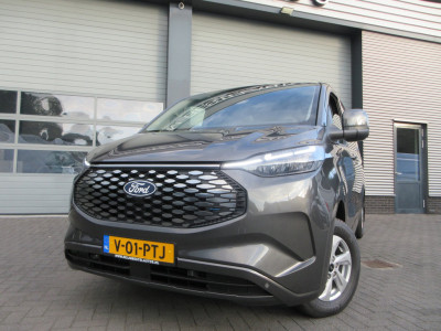 Ford E-Transit Cust. 340 L2 Limited, 71kWh, 218pk, Carplay, Camera, Stoelverwarming. foto 2