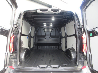 Ford E-Transit Cust. 340 L2 Limited, 71kWh, 218pk, Carplay, Camera, Stoelverwarming. foto 8