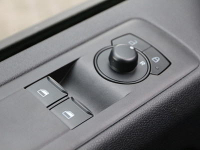 Ford E-Transit Custom 320 65kWh | 330KM WLTP | KAR-edition | Camera | Cruise | Clima.. foto 20
