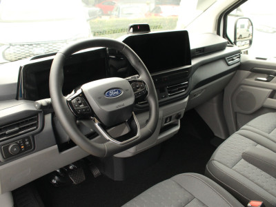Ford E-Transit Custom 320 L1H1 Kombi | 9 persoons | Limited | 71kWh | 100kW/136pk | Trekgewicht 2300kg | Camera | Carplay/Android | Cruise | Lease 771,- p/m 17