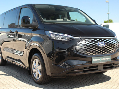 Ford E-Transit Custom 320 L1H1 Kombi | 9 persoons | Limited | 71kWh | 100kW/136pk | Trekgewicht 2300kg | Camera | Carplay/Android | Cruise | Lease 771,- p/m 4