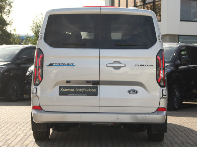 Ford E-Transit Custom 320 L1H1 Kombi Limited | 9 persoons | 71kWh | 100kW/136pk | Trekgewicht 2300kg | Camera | Carplay/Android | Cruise | Lease 771,- p/m foto 8