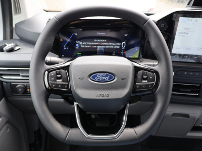 Ford E-Transit Custom 320 L1 H1 Limited 71 kWh 218pk 2x Schuifdeur Trekhaak 19