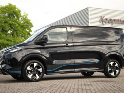 Ford E-Transit Custom 320 L1H1 Sport | 71kWh | 160kW/218pk | Trekgewicht 2300kg | Driver Assist | Adap. Cruise | Stoel+Stuurverw. | Camera | Carplay/Android | Lease 788,- p/m foto 15