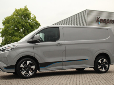 Ford E-Transit Custom 320 L1H1 Sport | 71kWh | 160kW/218pk | Trekgewicht 2300kg | Driver Assist | Adap. Cruise | Stoel+Stuurverw. | Camera | Carplay/Android | Lease 788,- p/m foto 15