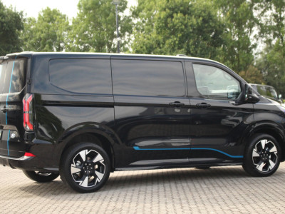 Ford E-Transit Custom 320 L1H1 Sport | 71kWh | 160kW/218pk | Trekgewicht 2300kg | Driver Assist | Adap. Cruise | Stoel+Stuurverw. | Camera | Carplay/Android | Lease 788,- p/m foto 8