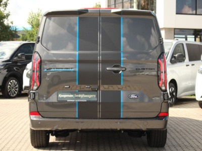 Ford E-Transit Custom 320 L1H1 Sport | 71kWh | 160kW/218pk | Trekgewicht 2300kg | Stoel+Stuurverw. | Camera | Carplay/Android | Lease 753,- p/m foto 8