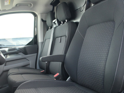 Ford E-Transit Custom 320 L1H1 Trend | 71 kWh | 160kW/218pk | Stuur + Stoelverwarming | Camera | Carplay/Android | Cruise | Lease 681,- p/m foto 14