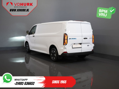Ford E-Transit Custom 320 L2 65 kWh 330 km WLTP 2.3t Trekverm./ Snellader/ LED/ Standkachel/ Stoelverw./ Stuur.Verw./ Voorruit.Verw./ Carplay/ Camera/ Climate/ PDC/ Cruise foto 2