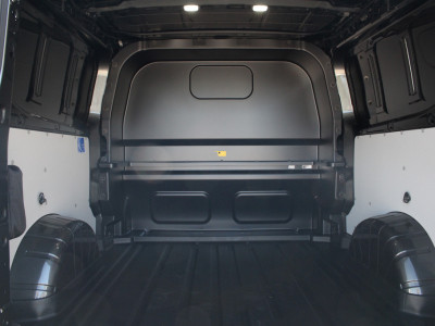Ford E-Transit Custom 320 L2H1 Limited DC | 71 kWh | 160kW/218pk | Driver Assist | Adap. Cruise | 360° Camera | Carplay/Android | Lease 824,- p/m foto 11