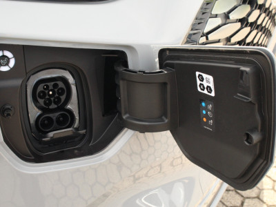 Ford E-Transit Custom 320 L2H1 Limited DC | 71 kWh | 160kW/218pk | Driver Assist | Adap. Cruise | 360° Camera | Pro Power |Carplay/Android | Lease 824,- p/m foto 6