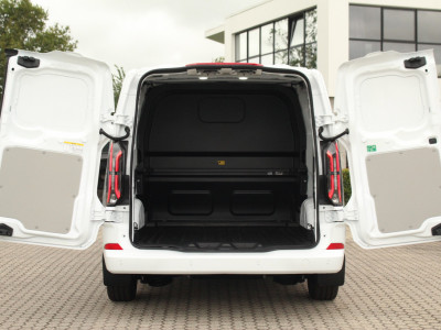 Ford E-Transit Custom 320 L2H1 Limited DC | 71 kWh | 160kW/218pk | Driver Assist | Pro Power | Adap. Cruise | 360° Camera | Carplay/Android | Lease 824,- p/m foto 10