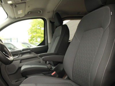 Ford E-Transit Custom 320 L2H1 Limited DC | 71 kWh | 160kW/218pk | Driver Assist | Pro Power | Adap. Cruise | 360° Camera | Carplay/Android | Lease 824,- p/m foto 18