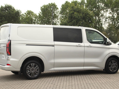 Ford E-Transit Custom 320 L2H1 Limited DC | 71 kWh | 160kW/218pk | Driver Assist | Pro Power | Adap. Cruise | 360° Camera | Carplay/Android | Lease 824,- p/m foto 7