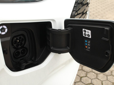 Ford E-Transit Custom 320 L2H1 Limited DC | 71 kWh | 160kW/218pk | Driver Assist | Pro Power | Adap. Cruise | Stoel + Stuurverwarming | 360° Camera | Carplay/Android | Lease 824,- p/m foto 6