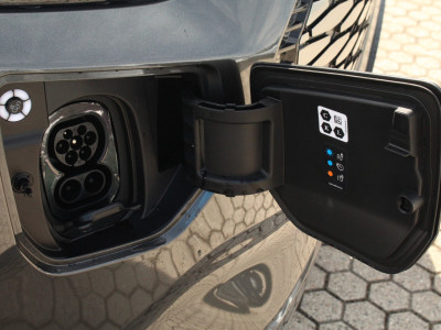 Ford E-Transit Custom 320 L2H1 Limited DC | 71 kWh | 160kW/218pk | Pro Power | Trekgewicht 2300kg | Camera | Carplay/Android | Cruise | Lease 788,- p/m foto 5