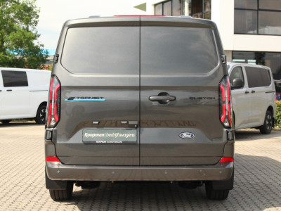Ford E-Transit Custom 320 L2H1 Limited DC | 71 kWh | 160kW/218pk | Pro Power | Trekgewicht 2300kg | Camera | Carplay/Android | Cruise | Lease 788,- p/m foto 8